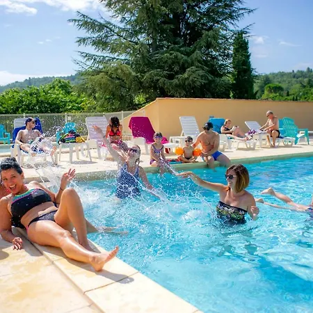 Le Domaine Du Grand Luberon Ferienpark