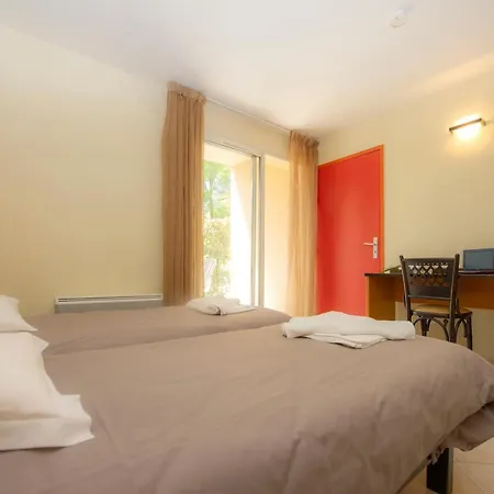 Tatil parkı Vtf Le Domaine Du Grand Luberon 3*