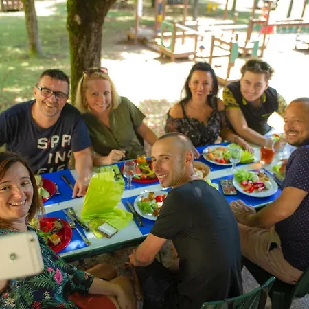 Πάρκο διακοπών Vtf Le Domaine Du Grand Luberon 3*