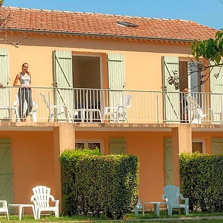 Vtf Le Domaine Du Grand Luberon פארק נופש Céreste
