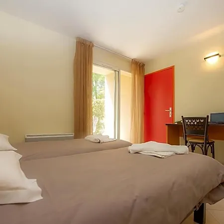 Holiday park Vtf Le Domaine Du Grand Luberon