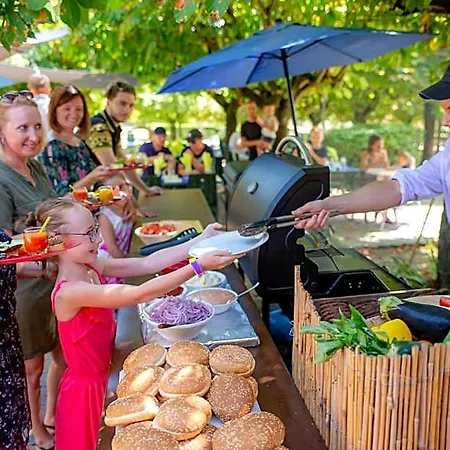 פארק נופש Vtf Le Domaine Du Grand Luberon